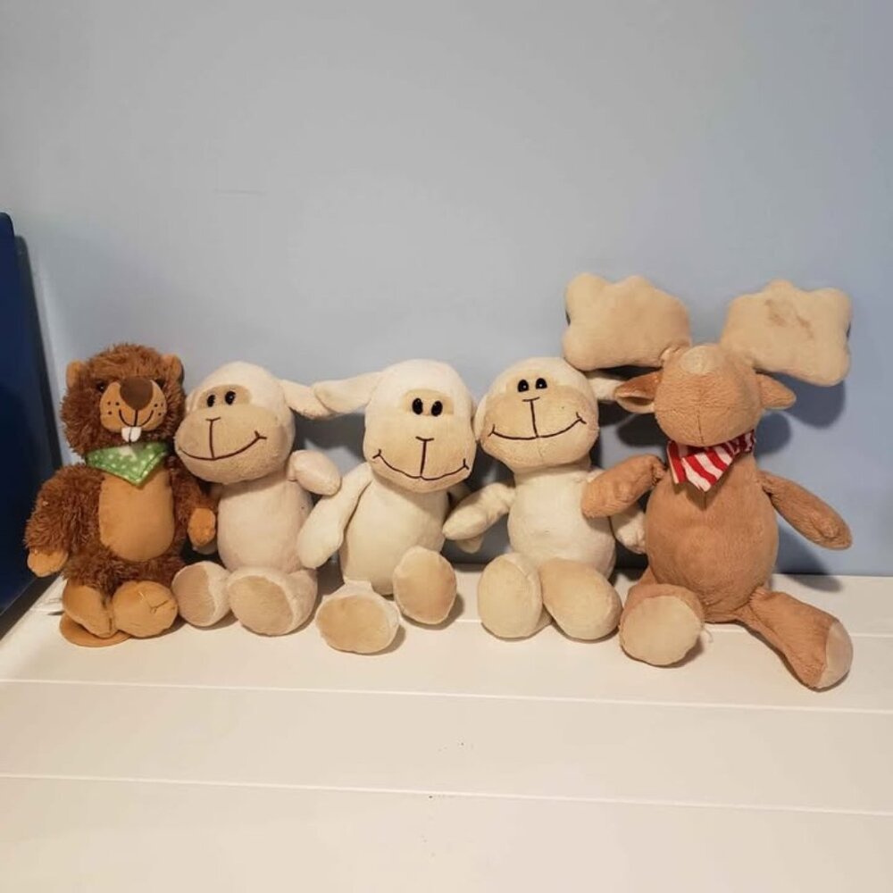 🔥 5 Kinder Stuffed Animals - friends sold together